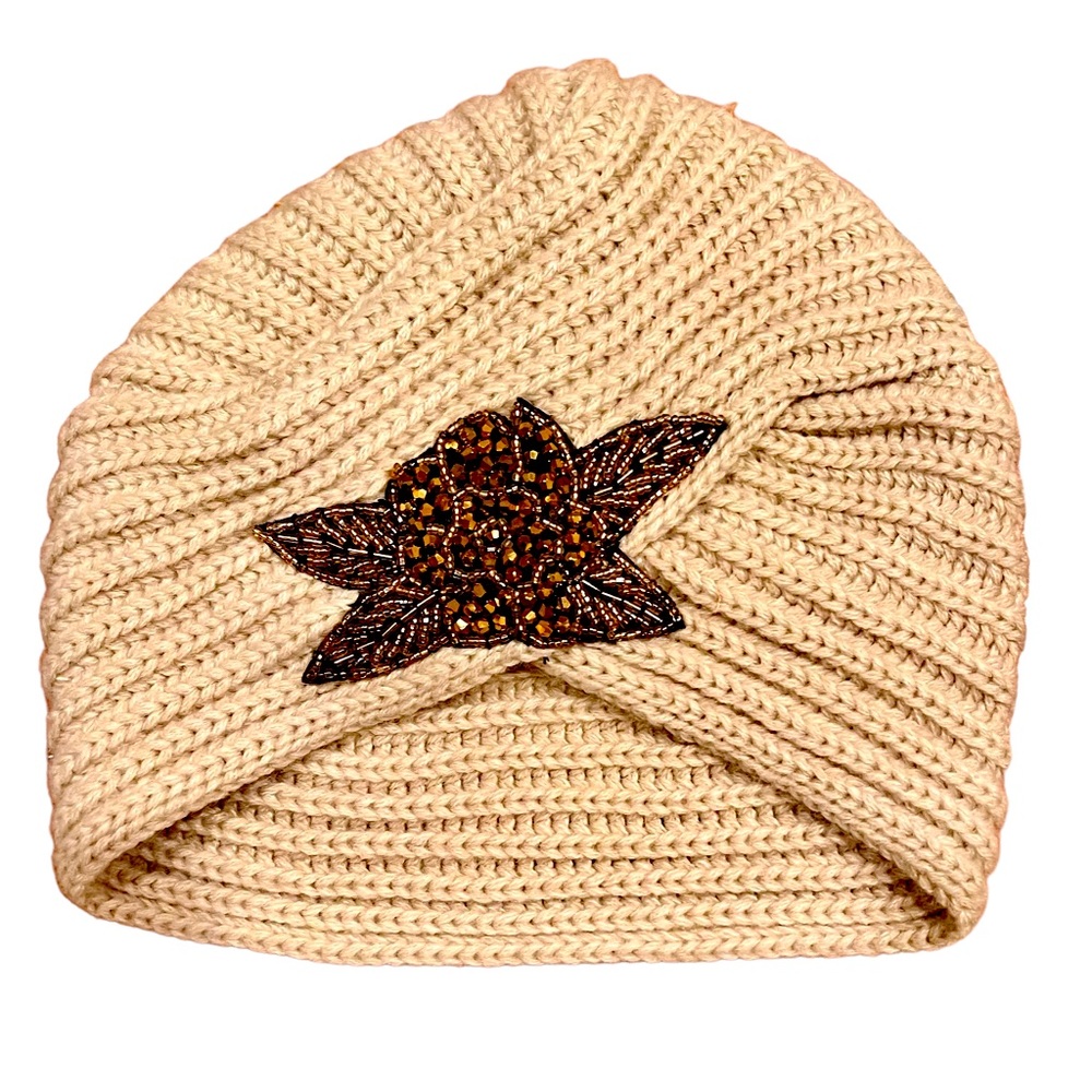 NWT Muse Knitted Cap Beige Tan with Amber AB Rhinestones Flower Seed Bead Leaves